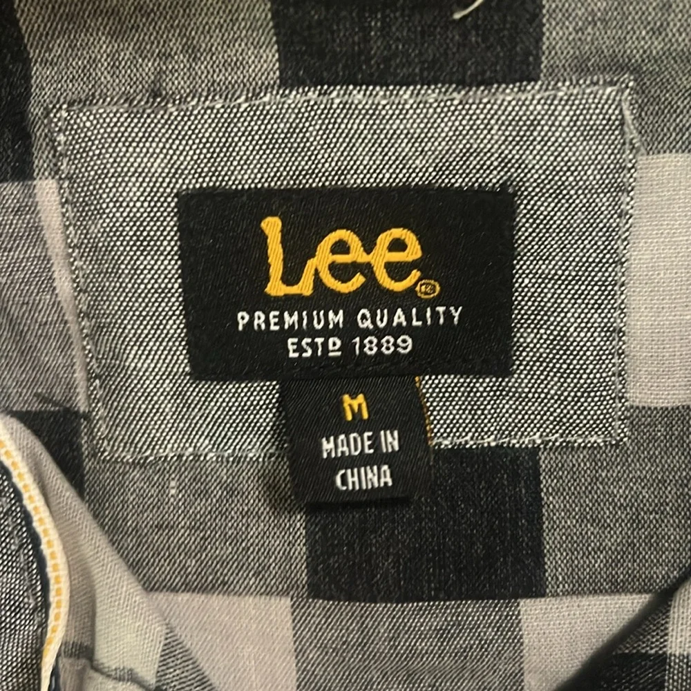 Lee Men's Black and White Buffalo Plaid Checkered Shirt Size Medium Casual - Picture 2 of 8